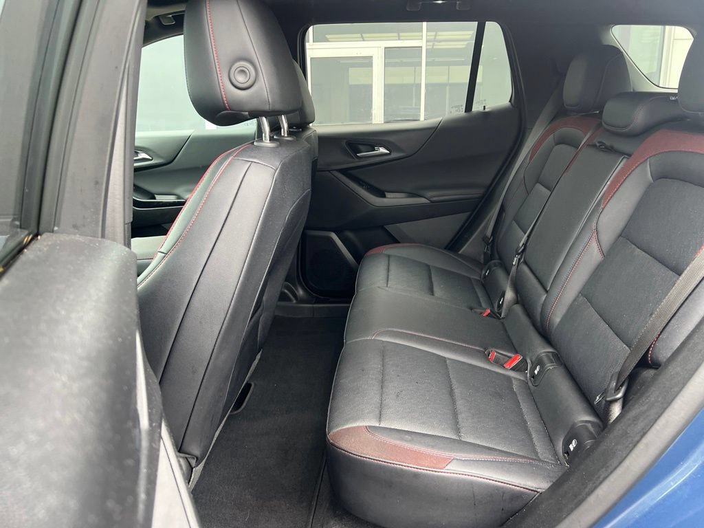 Used 2025 Chevrolet Equinox RS w/ Safety and Technology Package AWD/4WD image 14