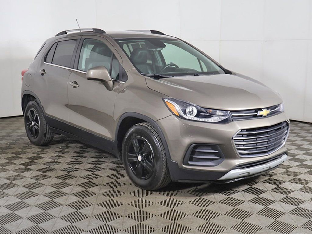Used 2020 Chevrolet Trax LT w/ Driver Confidence Package image 43