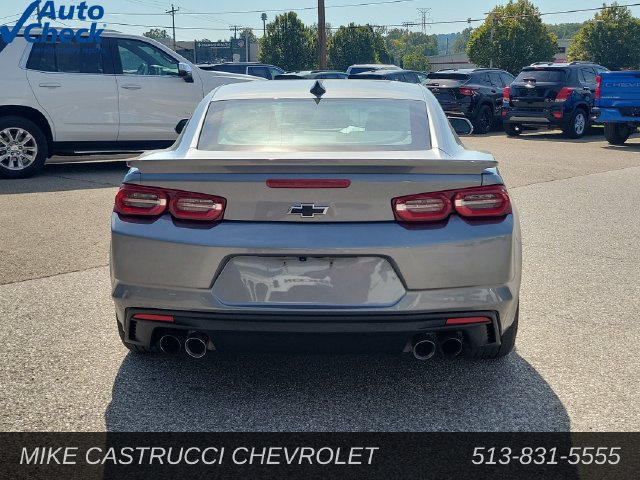 Used 2021 Chevrolet Camaro LT RWD image 4