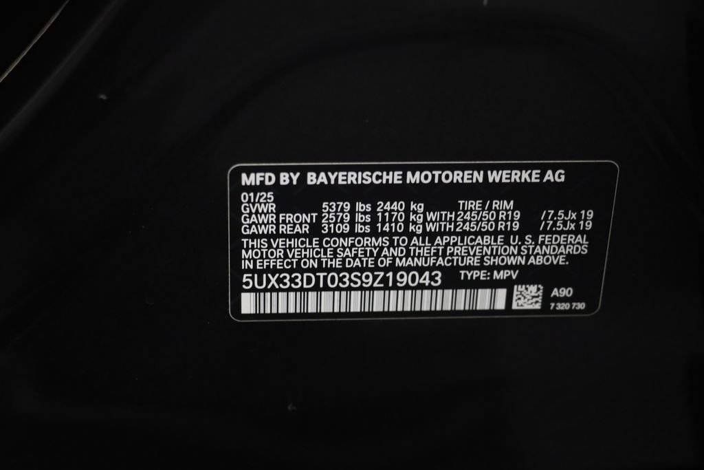 Certified 2025 BMW X4 xDrive30i AWD/4WD image 23