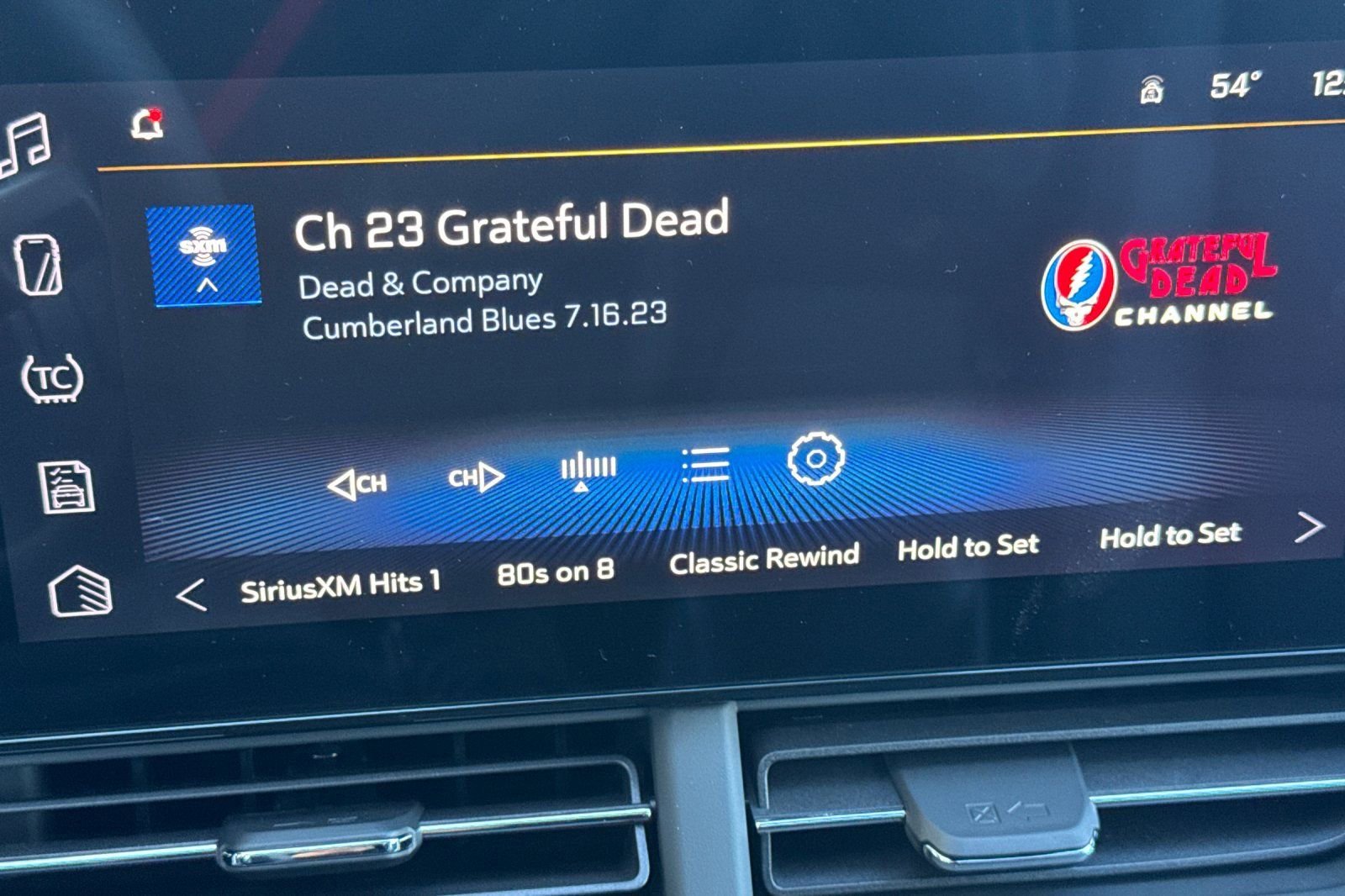 New 2026 Chevrolet Trax RS w/ Sunroof Package image 17