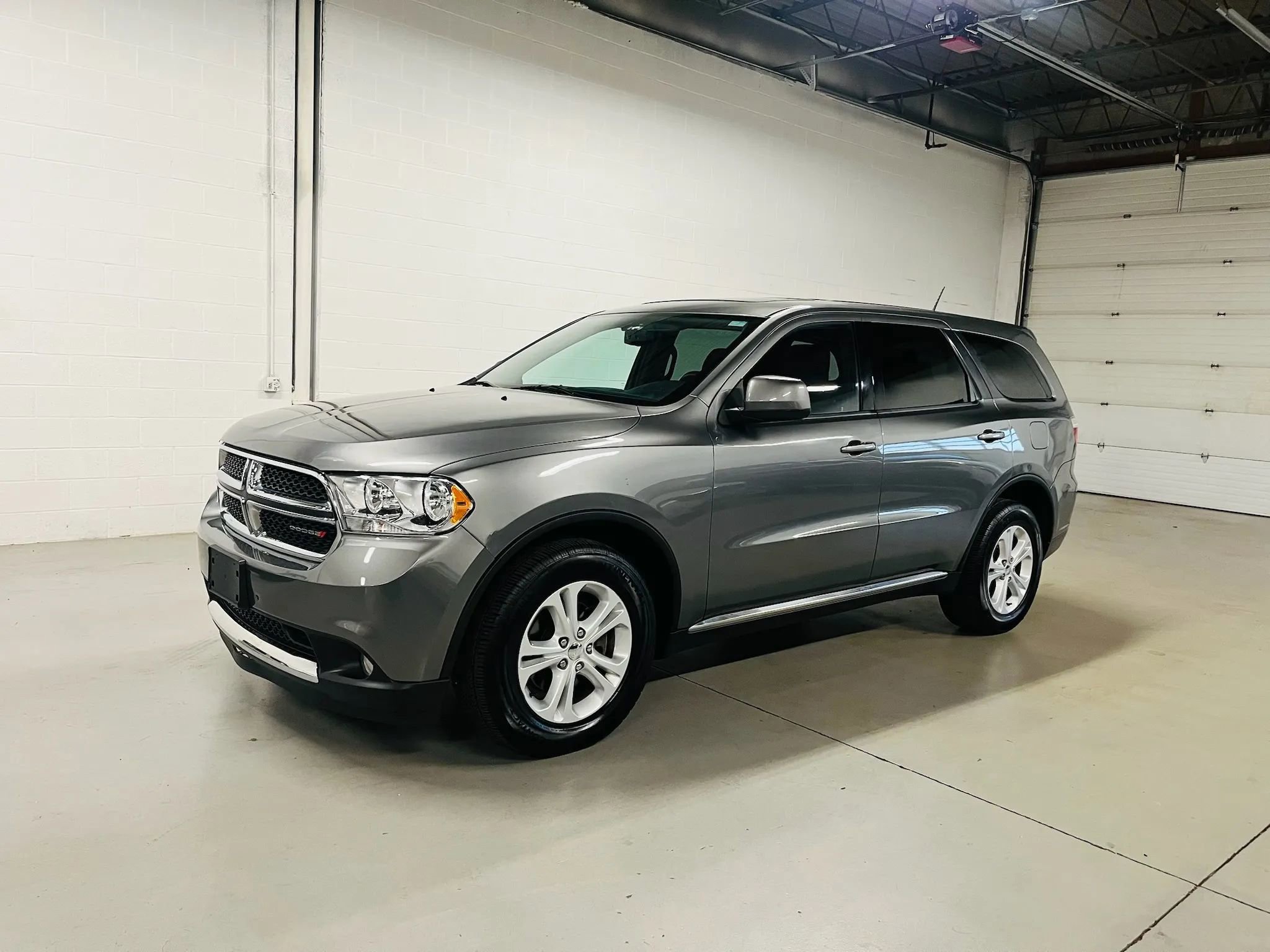 Used 2013 Dodge Durango SXT w/ Popular Equipment Group image 2