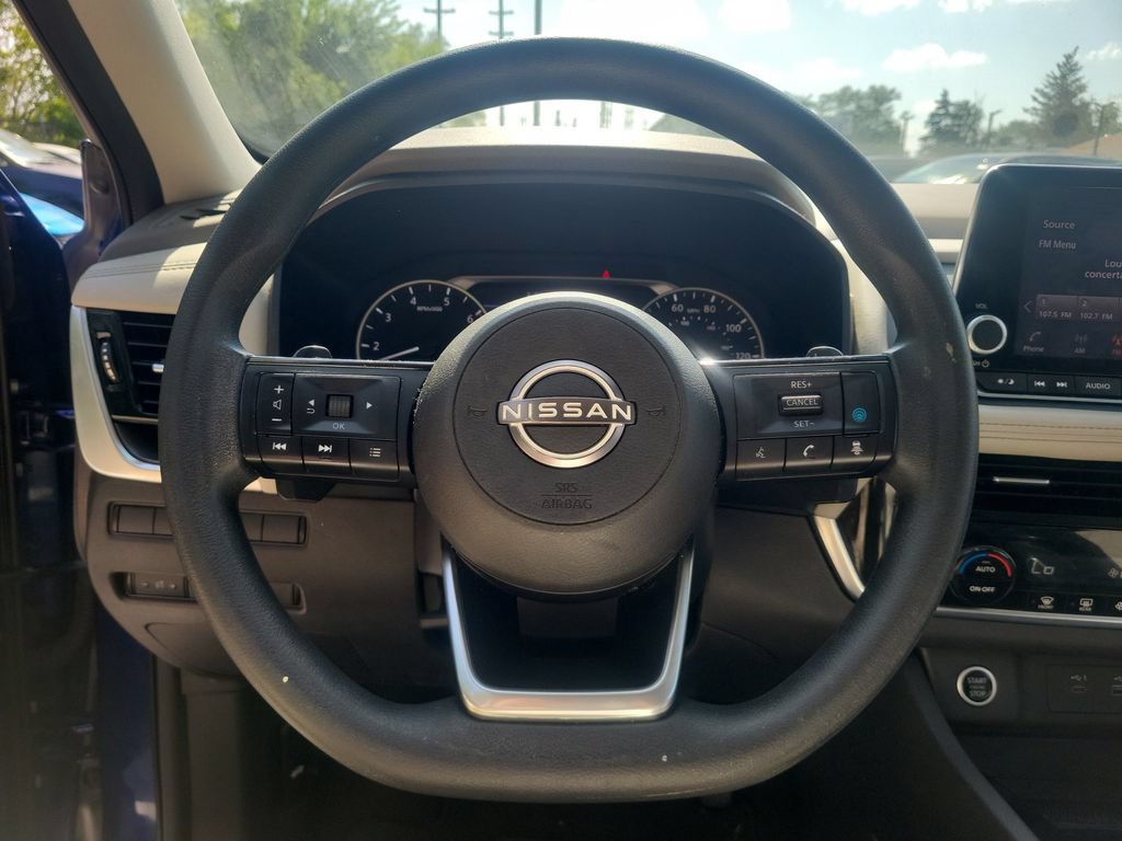 Used 2022 Nissan Rogue SV AWD/4WD image 20