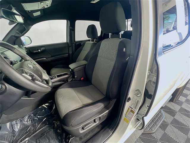 Used 2021 Toyota Tacoma SR5 image 9