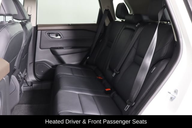Used 2023 Nissan Rogue SV w/ SV Premium B Package FWD image 16
