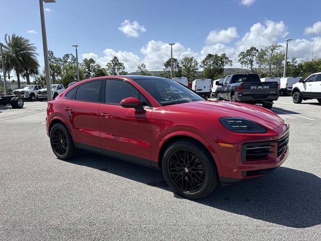 Used 2024 Porsche Cayenne Coupe AWD/4WD image 1