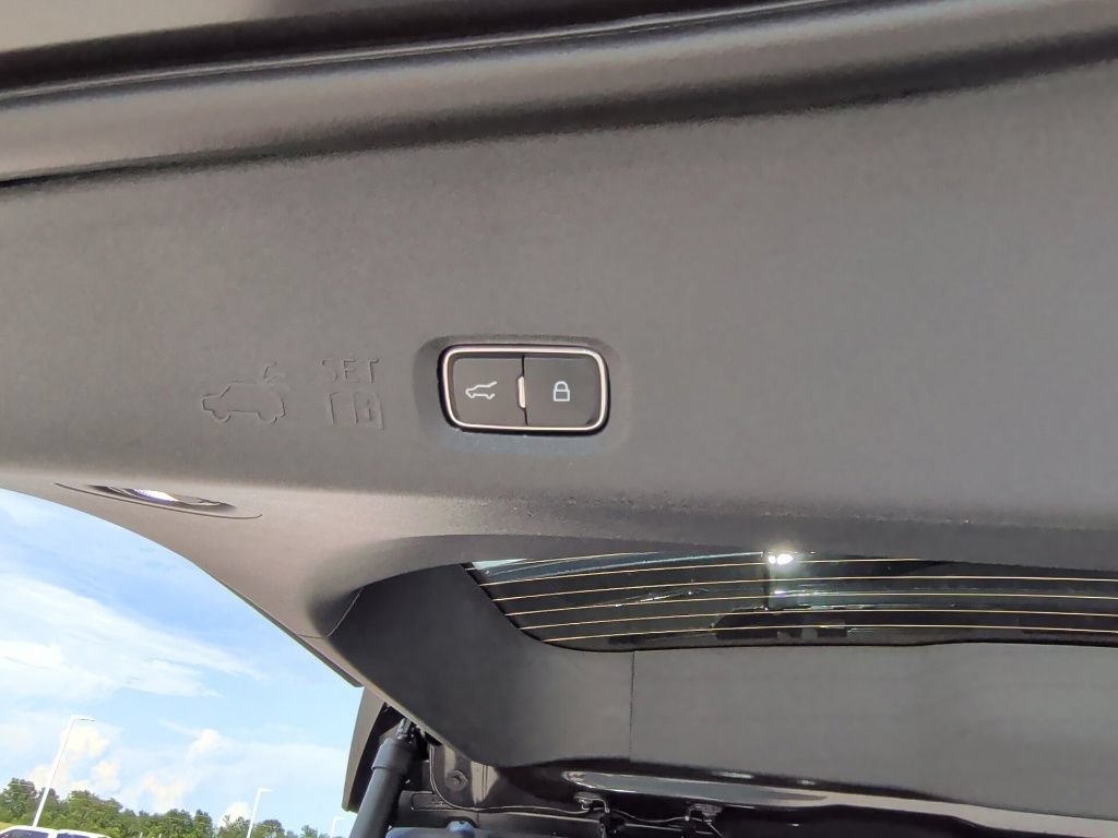 New 2026 Ford Expedition Active RWD image 46