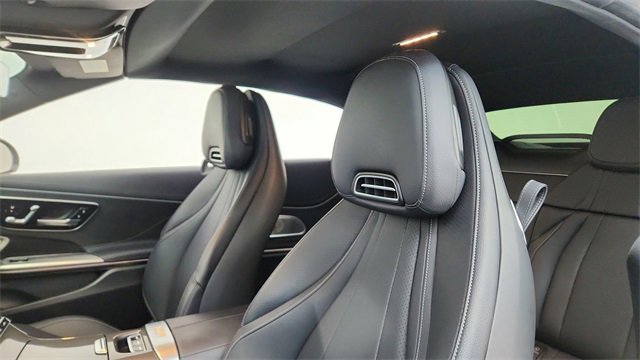 Used 2025 Mercedes-Benz CLE 300 4MATIC Cabriolet image 35