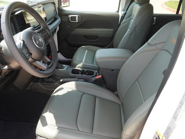 New 2026 Jeep Gladiator Mojave AWD/4WD image 17