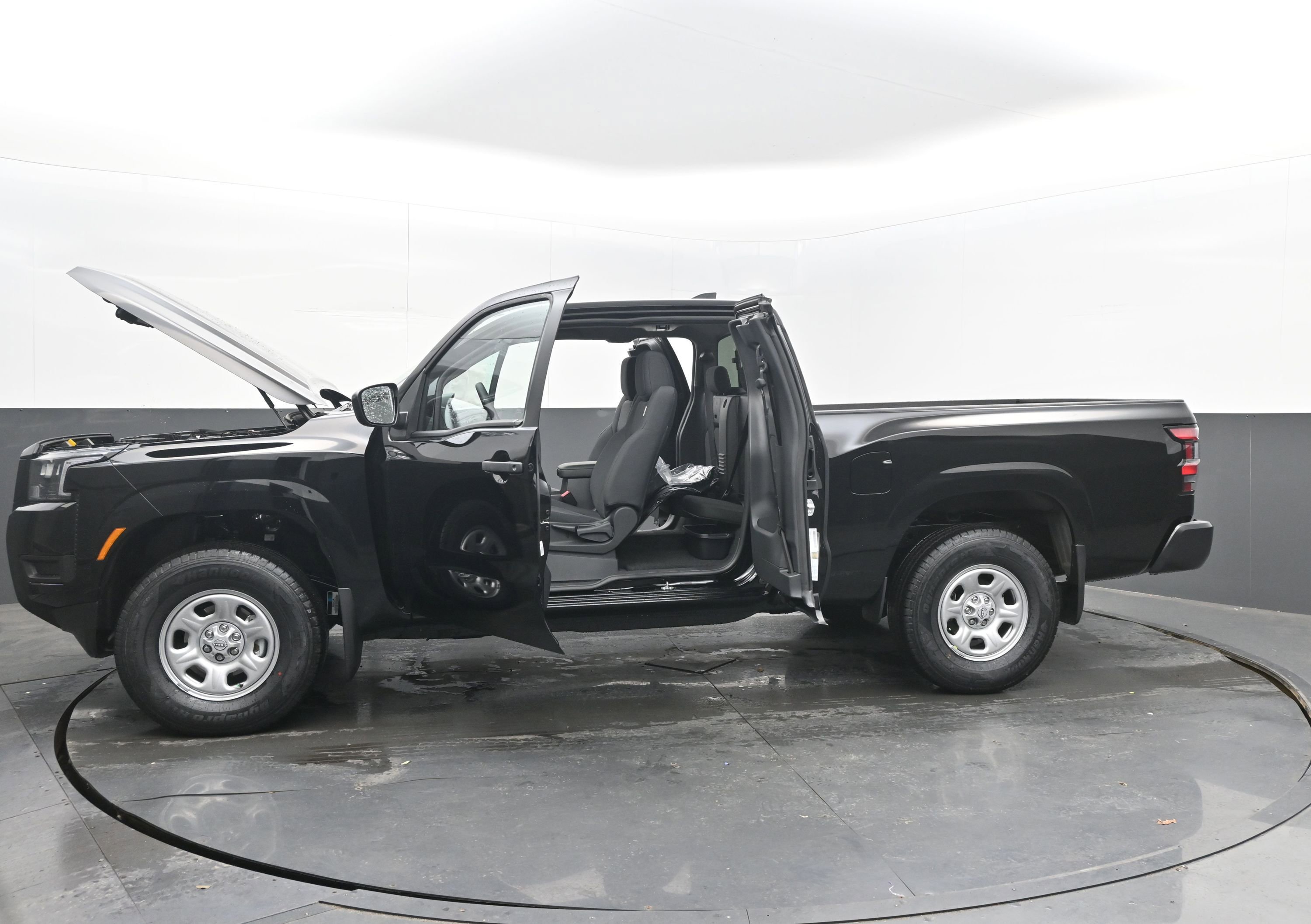 New 2026 Nissan Frontier S image 42