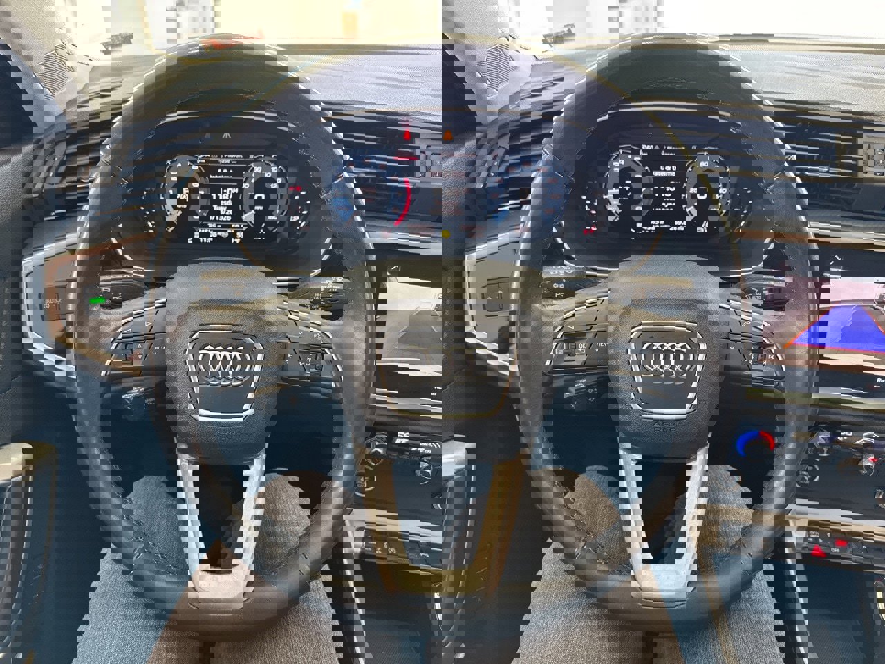 Used 2022 Audi Q3 2.0T Premium w/ Convenience Package image 19