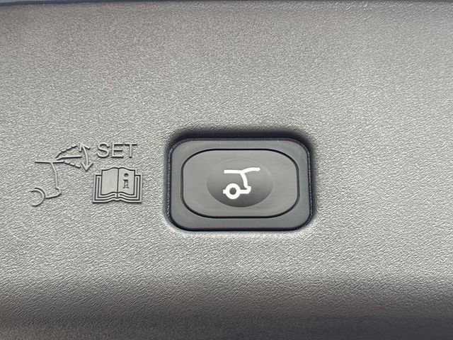 New 2026 Lincoln Nautilus Reserve w/ Jet Appearance Package image 13