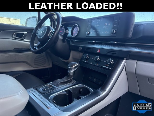 Used 2024 Kia Carnival LX image 37