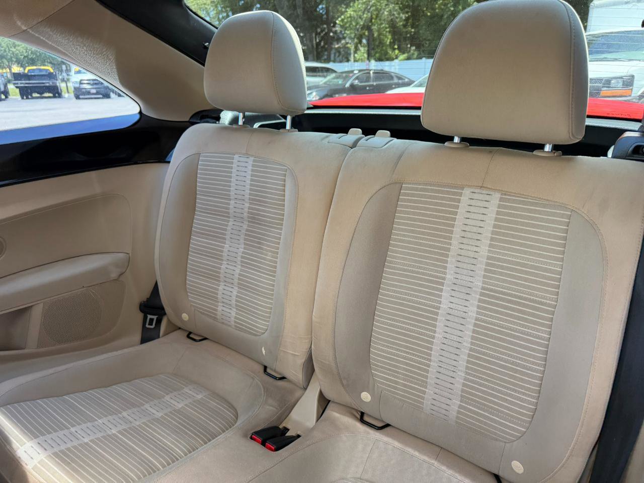 Used 2013 Volkswagen Beetle 2.0T FWD image 25