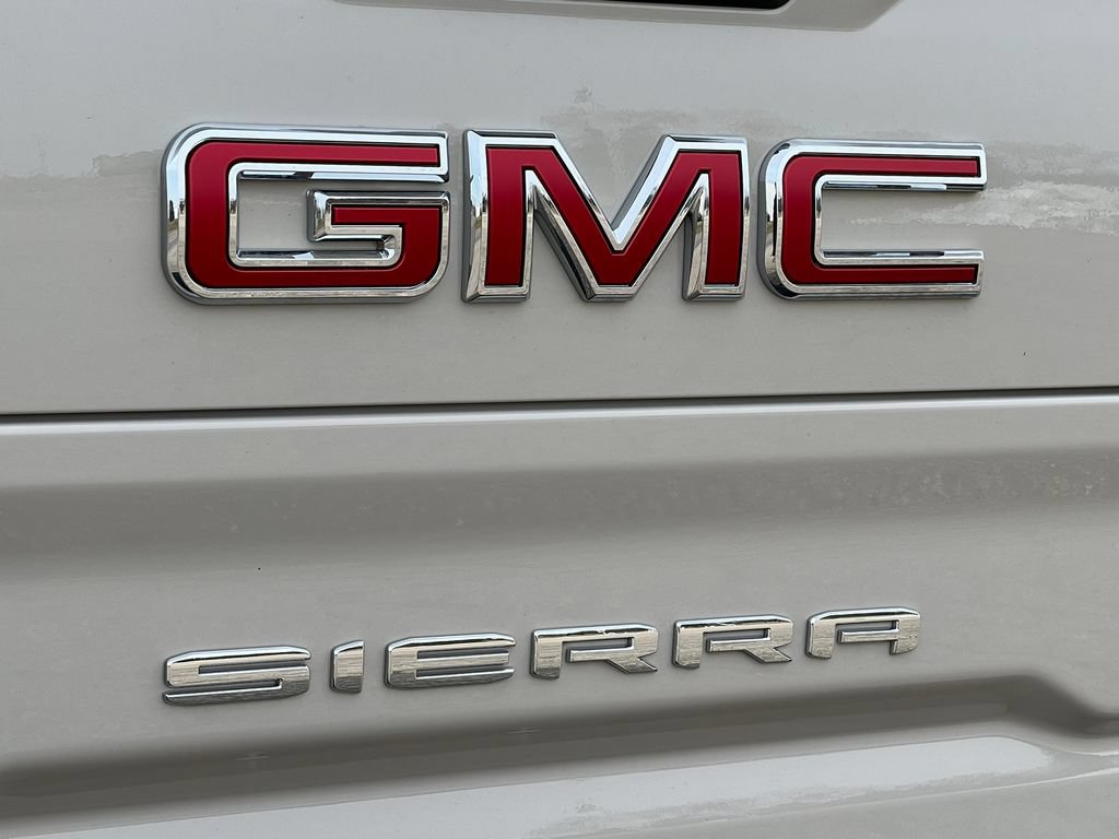 New 2026 GMC Sierra 1500 AT4X AWD/4WD image 59