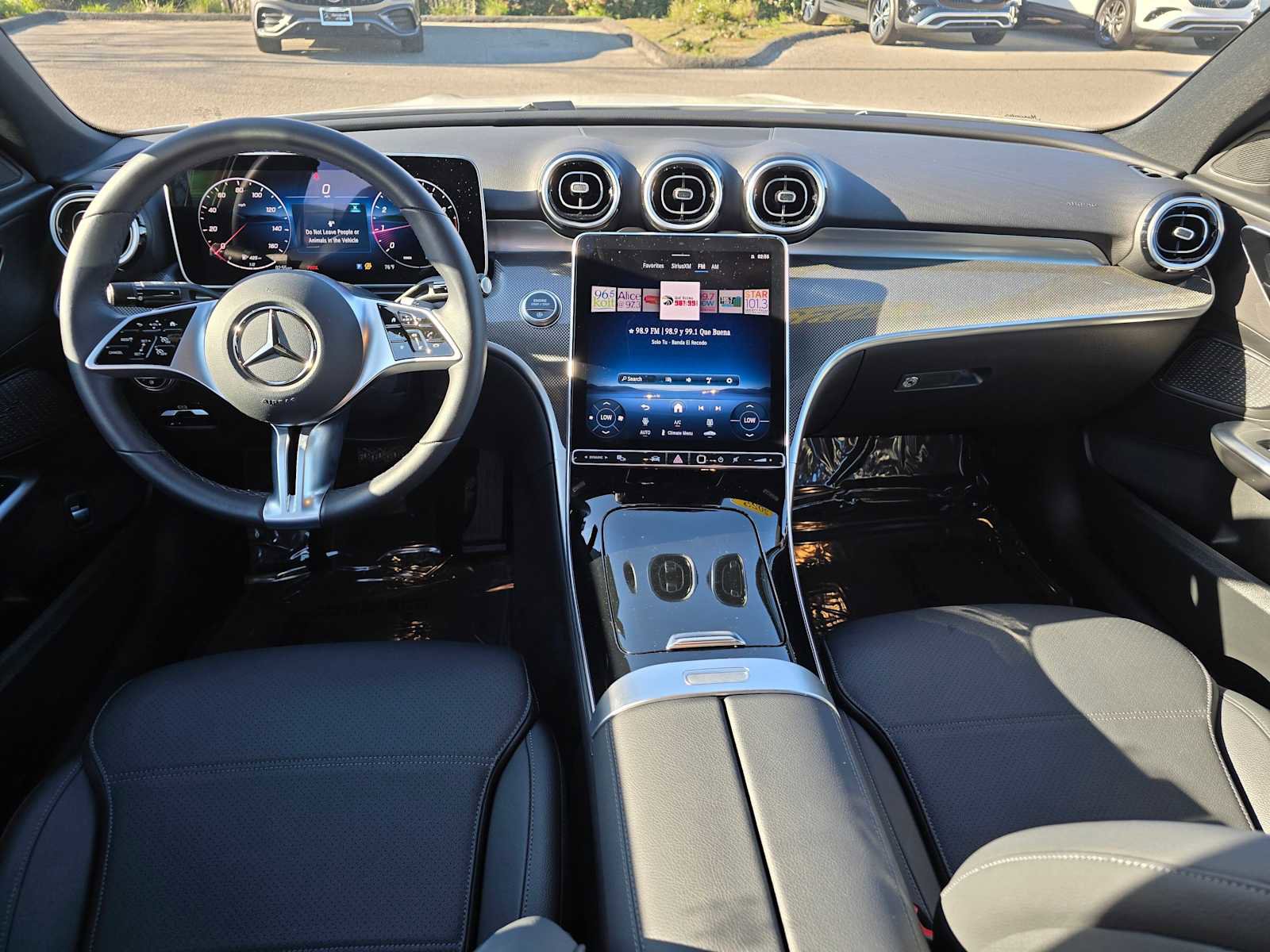 Used 2025 Mercedes-Benz C 300 Sedan image 21