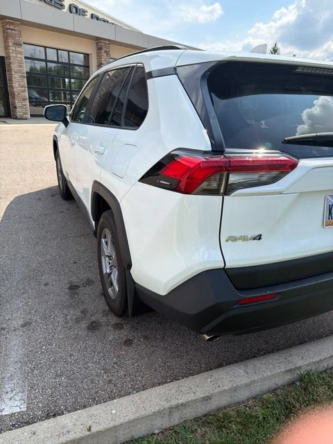 Used 2024 Toyota RAV4 XLE w/ Convenience Package AWD/4WD image 7