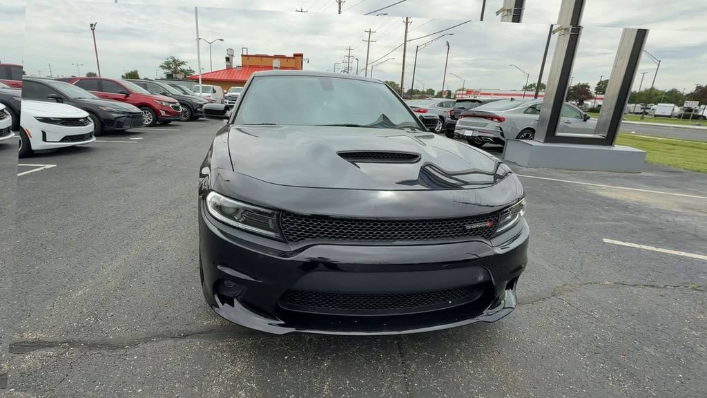 Used 2022 Dodge Charger R/T RWD image 3