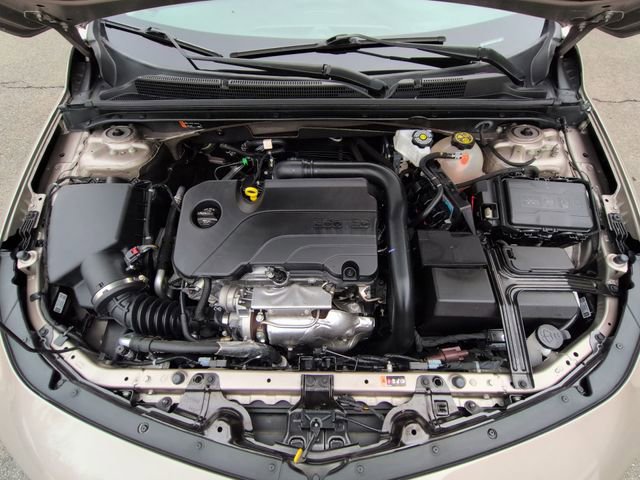 Used 2023 Chevrolet Malibu RS image 28