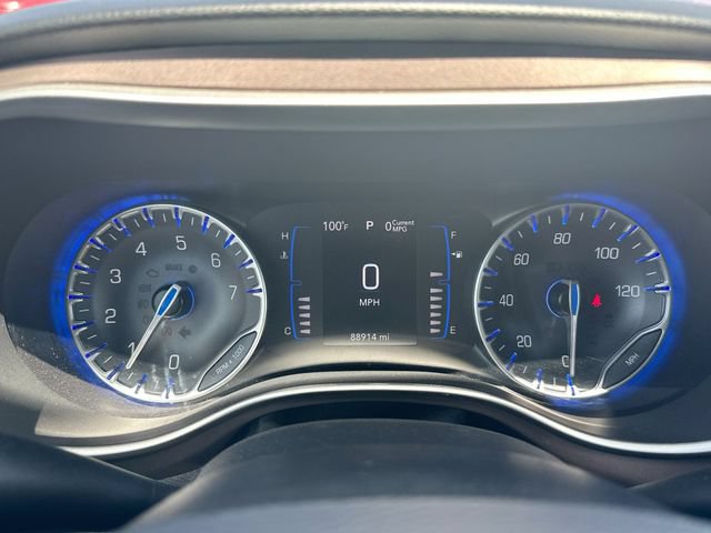 Used 2021 Chrysler Voyager Lxi FWD image 17