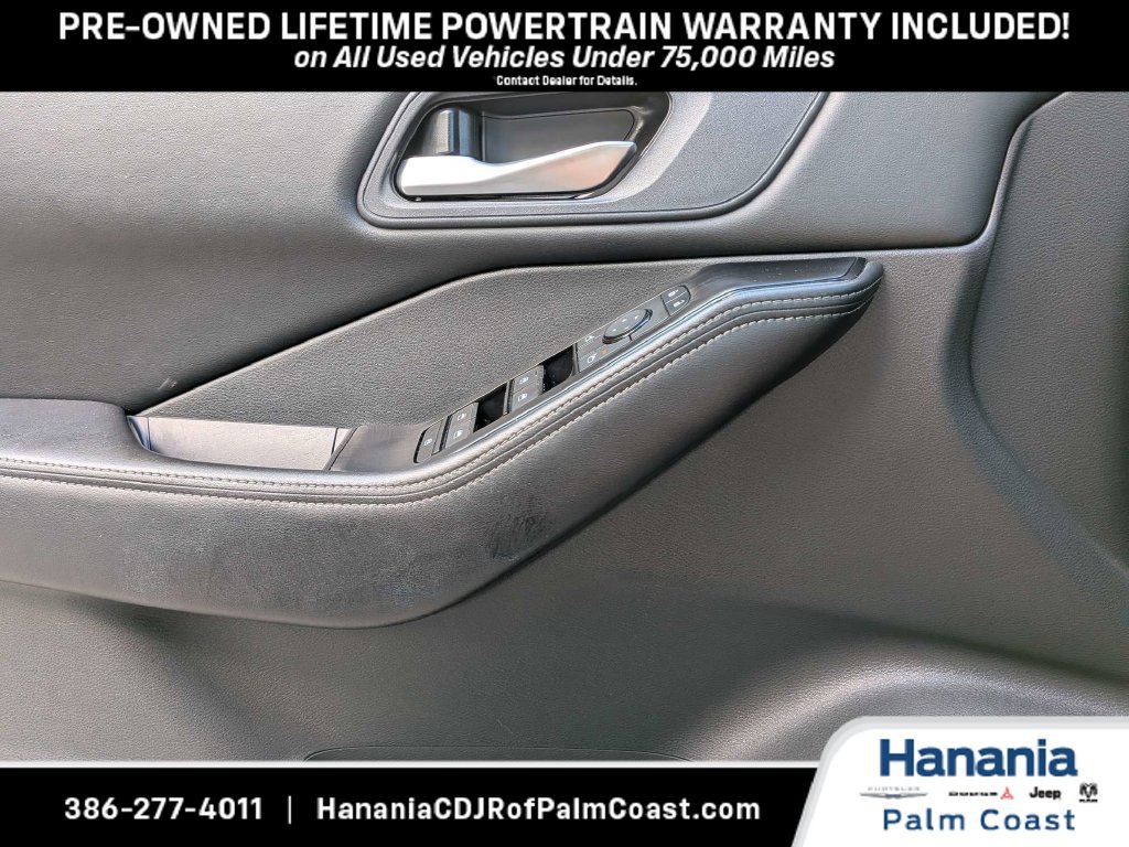 Used 2024 Nissan Rogue SV AWD/4WD image 20