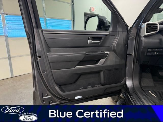 Used 2024 Toyota Tundra Platinum AWD/4WD image 23