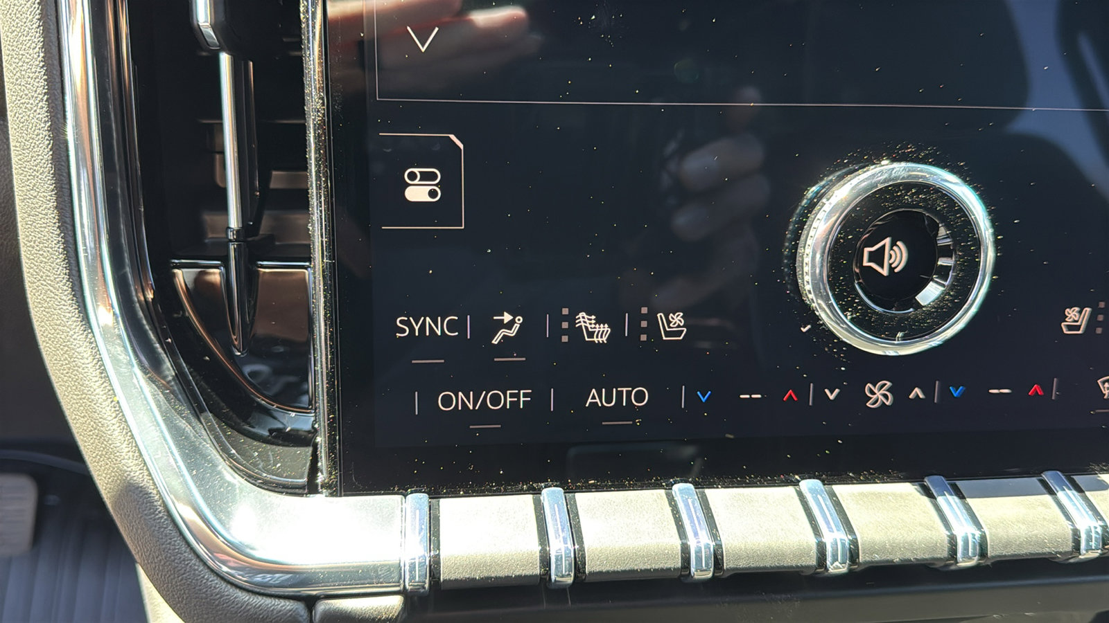 New 2026 GMC Yukon XL Elevation AWD/4WD image 15