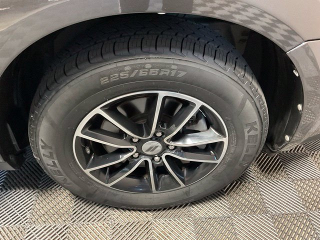 Used 2018 Dodge Journey SE w/ Connectivity Group FWD image 43