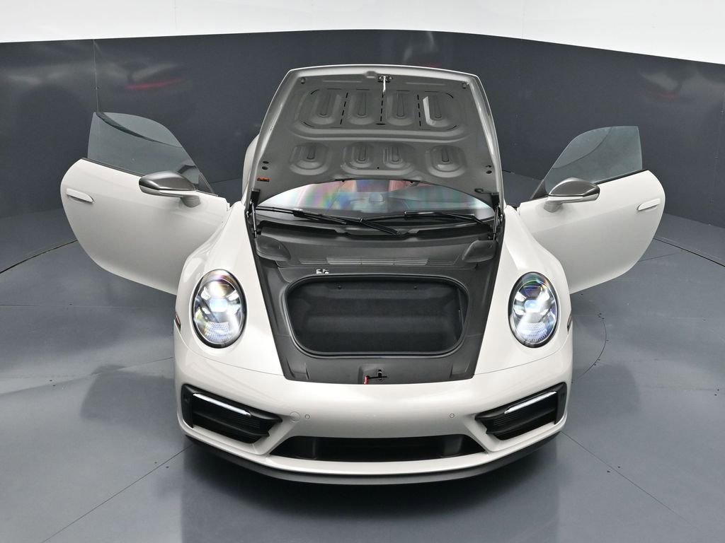 Certified 2024 Porsche 911 Targa 4 GTS AWD/4WD image 28