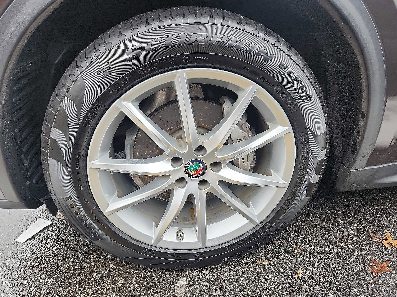 Used 2019 Alfa Romeo Stelvio Ti Lusso w/ Quick Order Package 22X Lusso image 7