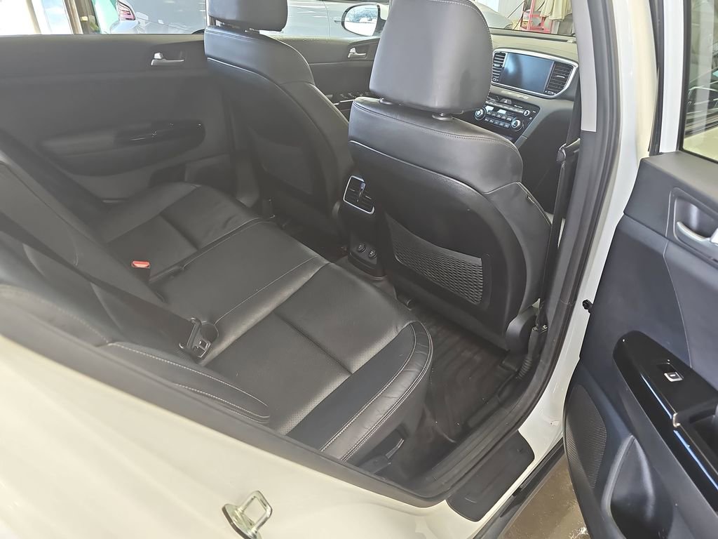 Used 2022 Kia Sportage EX w/ EX Technology Package AWD/4WD image 11