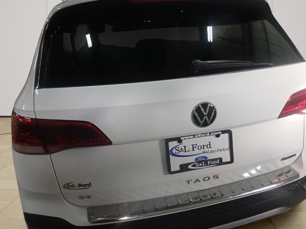 Used 2022 Volkswagen Taos SE w/ Panoramic Sunroof Package image 25