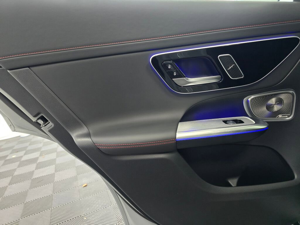 New 2026 Mercedes-Benz GLC 43 AMG 4MATIC image 19