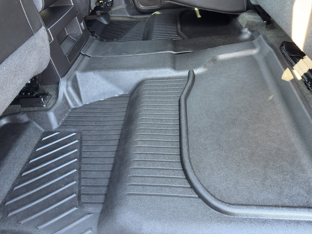 Used 2017 Chevrolet Silverado 1500 LTZ Z71 w/ LTZ Plus Package image 37