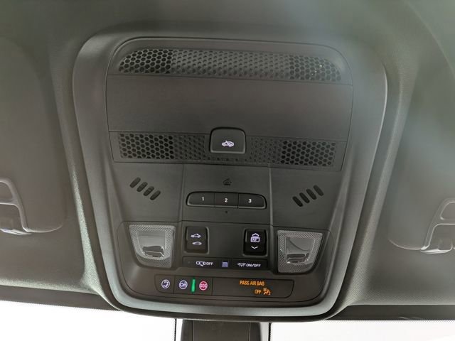 New 2026 Cadillac XT5 Sportv w/ LPO, Floor Liner Package image 25