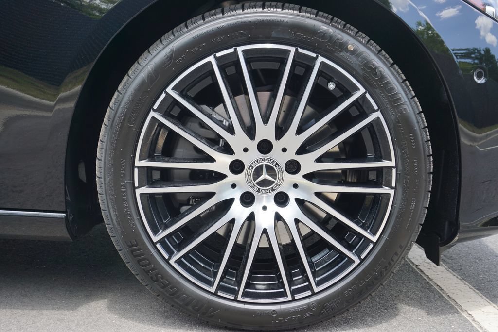 Certified 2025 Mercedes-Benz C 300 Sedan image 17