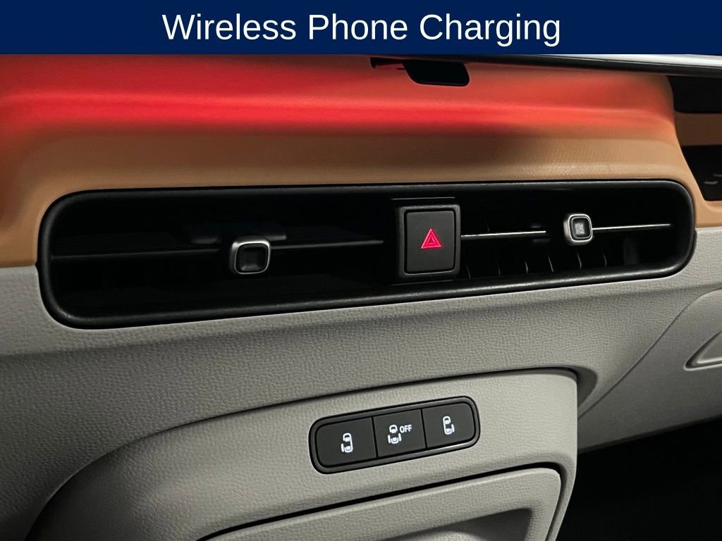 Used 2025 Volkswagen ID. Buzz 1st Edition image 11