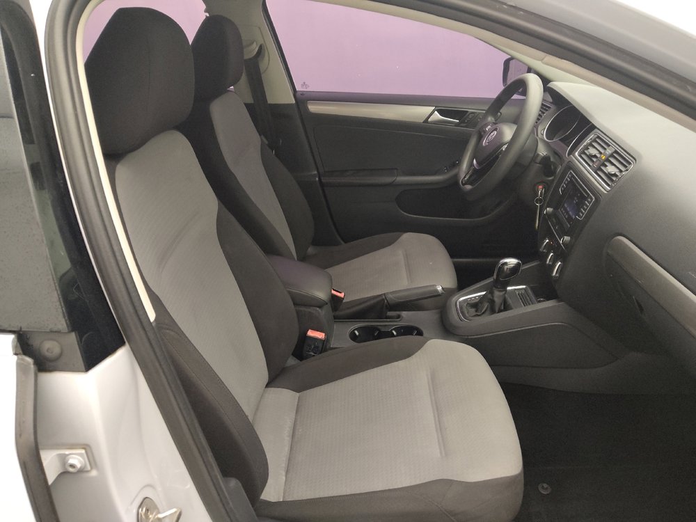 Used 2017 Volkswagen Jetta S image 21