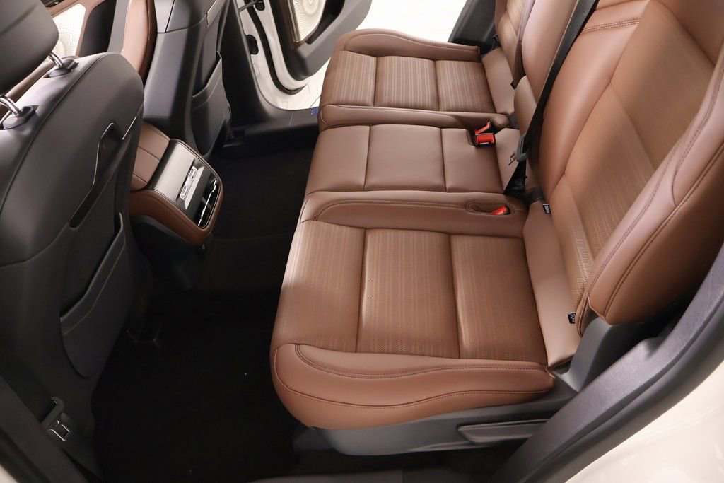 New 2026 Lincoln Nautilus Reserve image 12