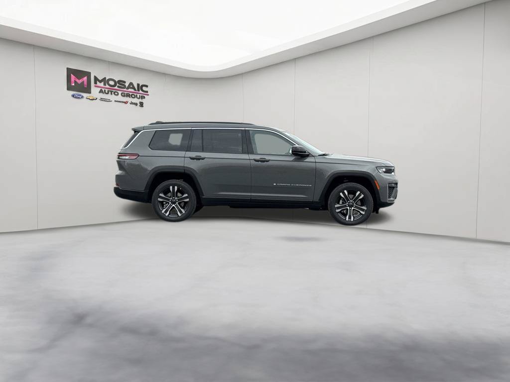 New 2027 Jeep Grand Cherokee L Limited AWD/4WD image 9