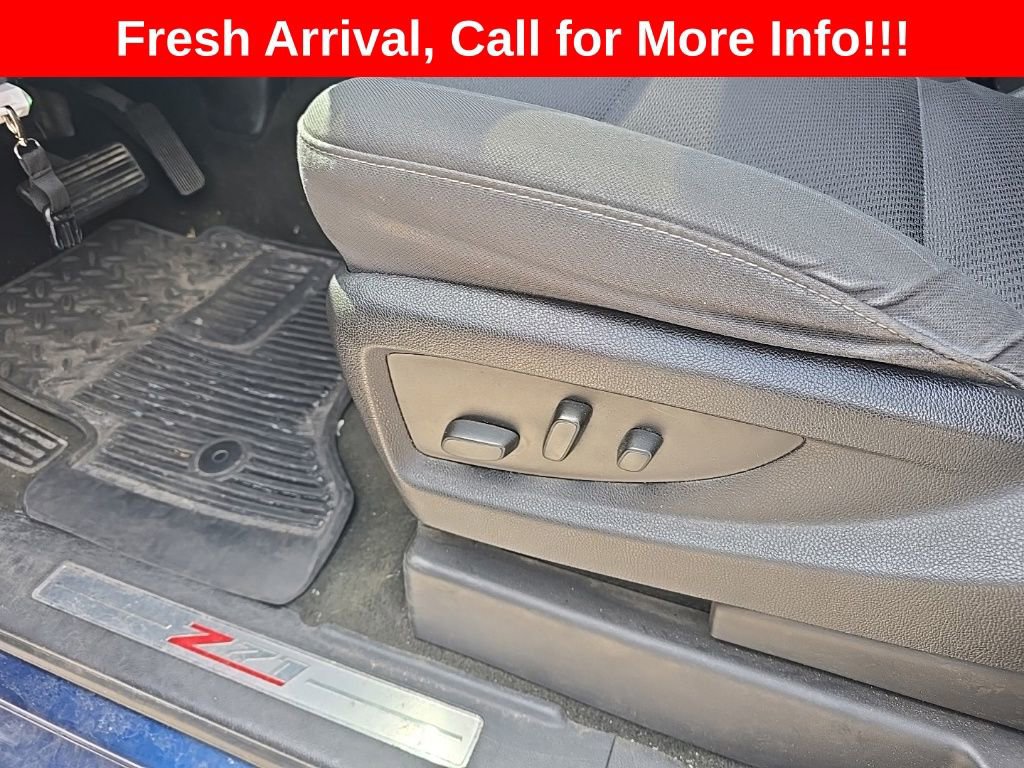 Used 2017 Chevrolet Silverado 1500 LT w/ All Star Edition AWD/4WD image 15