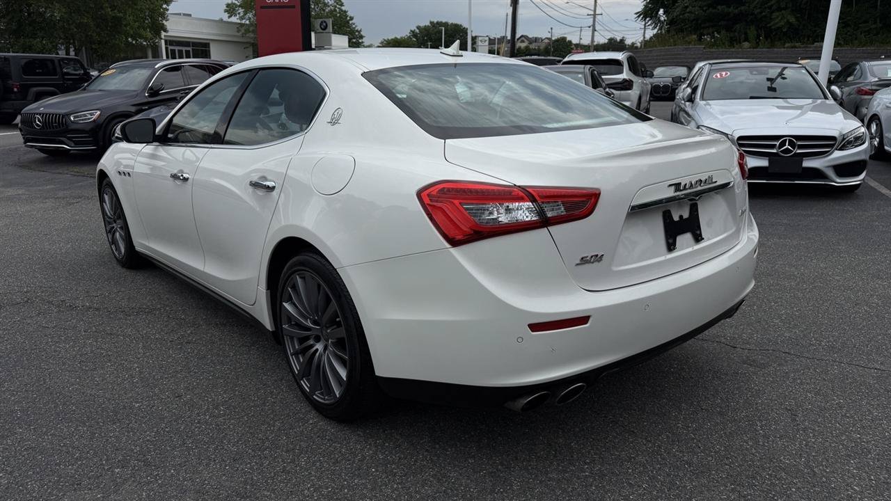 Used 2017 Maserati Ghibli S Q4 AWD/4WD image 13