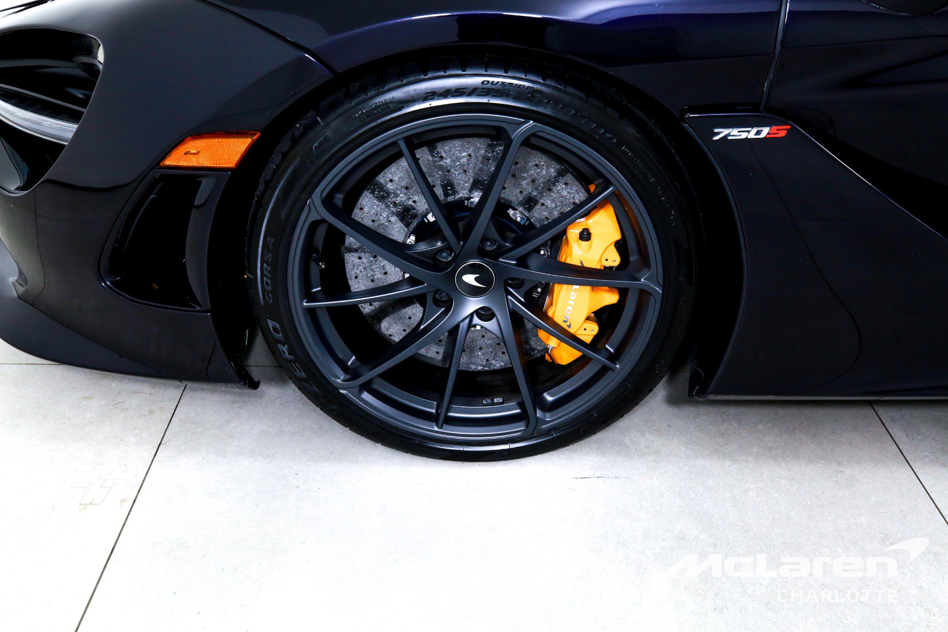 Used 2024 McLaren 750S Spider RWD image 25