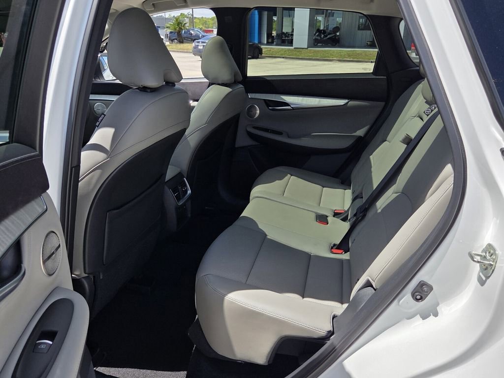 Used 2023 INFINITI QX50 Sensory image 13