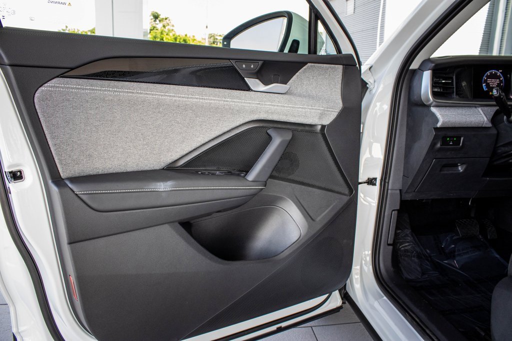 New 2025 Volkswagen Tiguan S image 25