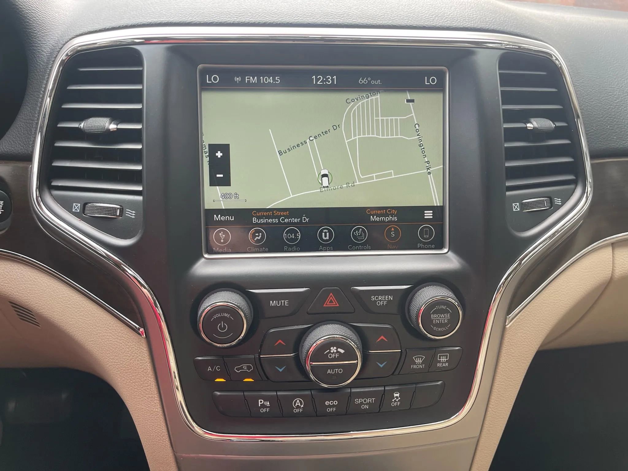 Used 2018 Jeep Grand Cherokee Limited image 18