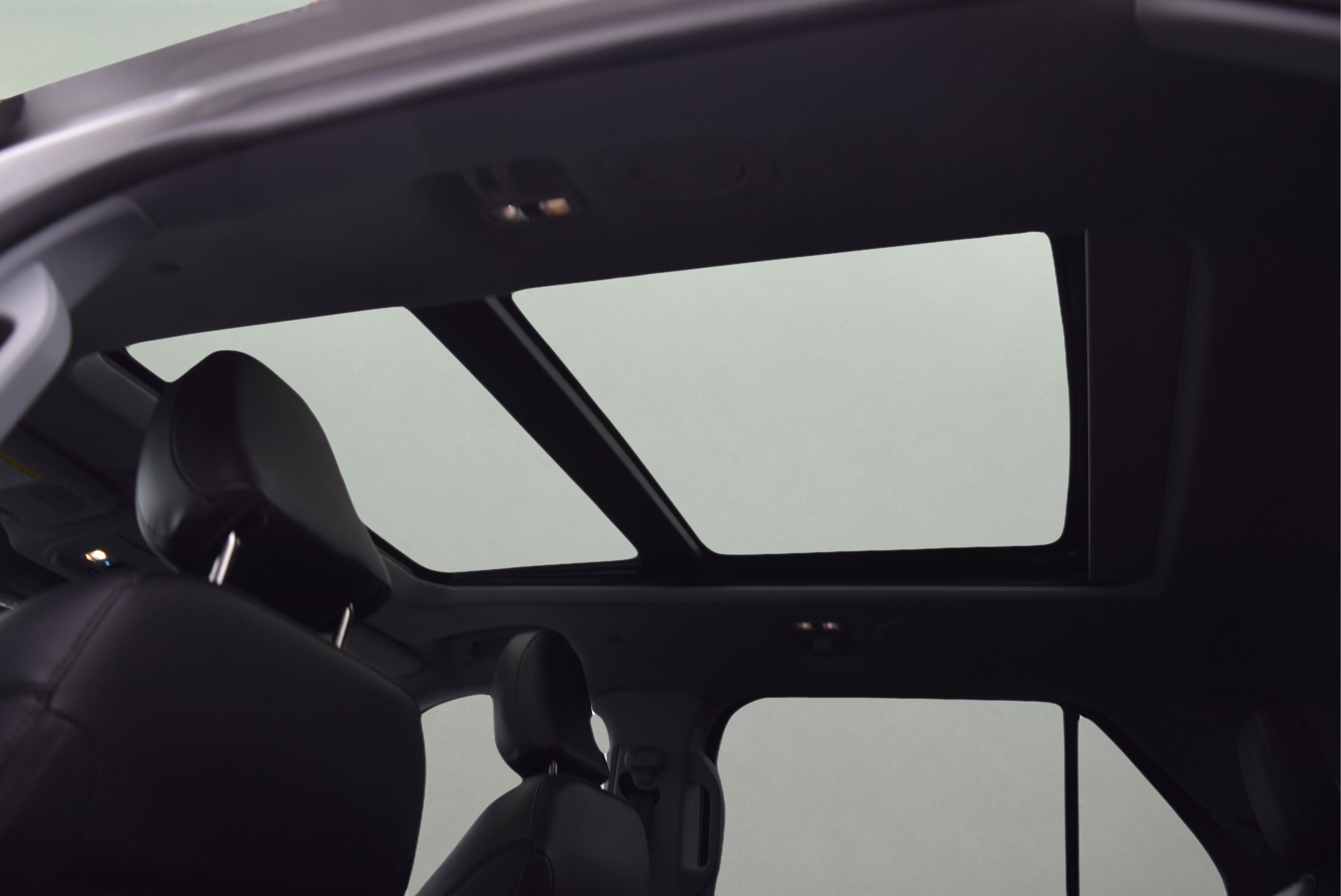 Certified 2021 Ford Explorer Limited image 11