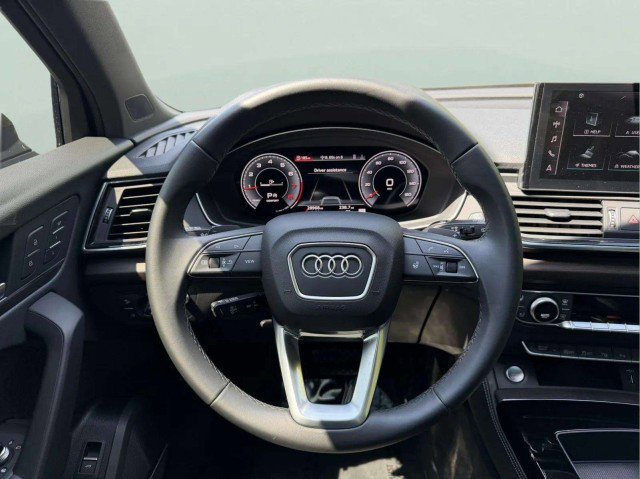 Certified 2023 Audi Q5 2.0T Prestige w/ Prestige Package AWD/4WD image 10