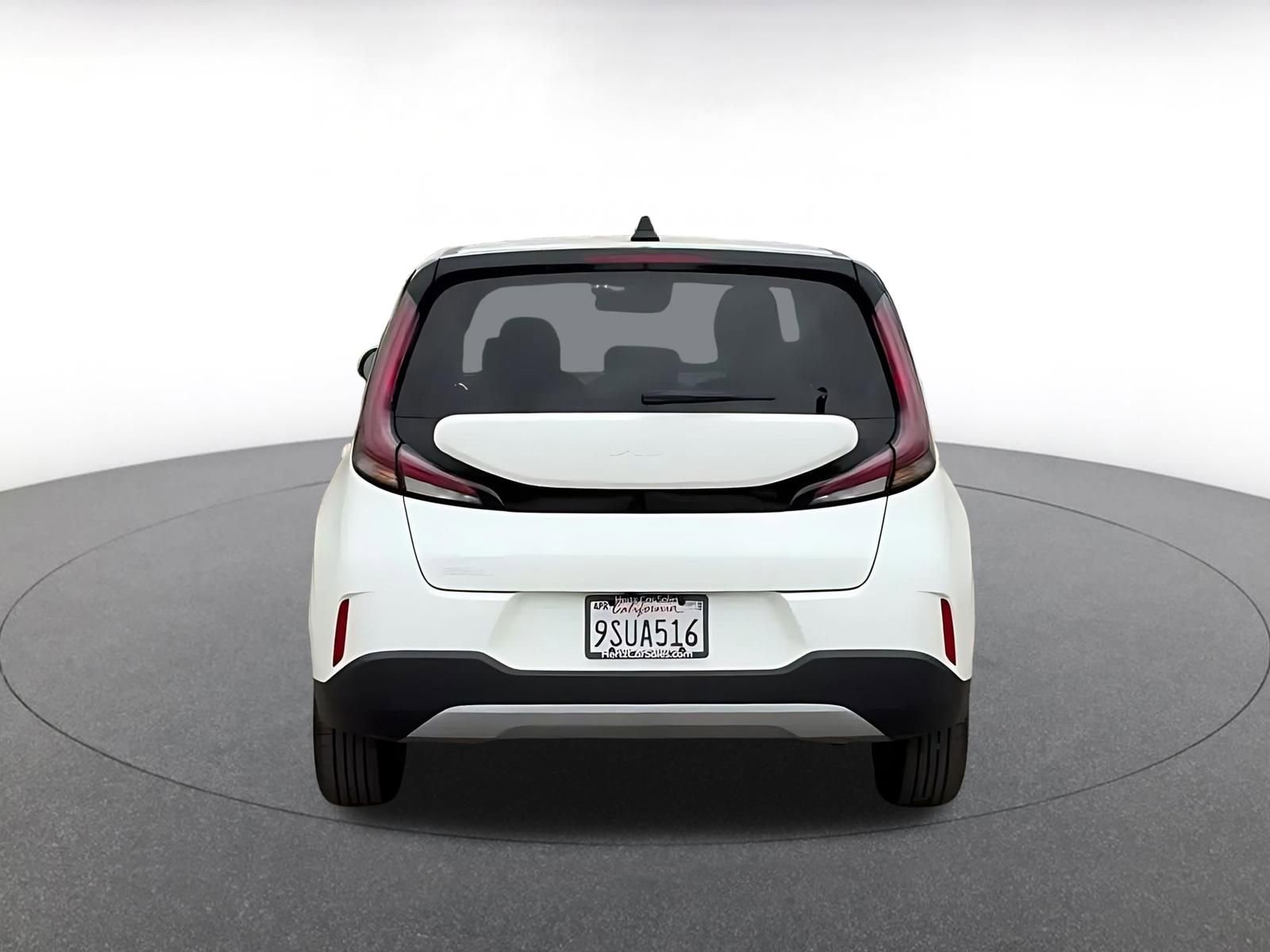 Used 2025 Kia Soul LX w/ LX Technology Package image 12