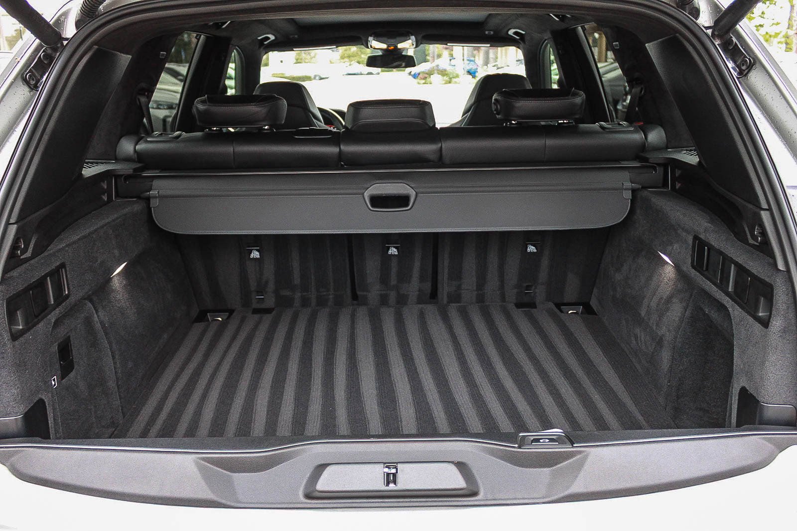 Used 2021 BMW X5 M w/ Executive Package AWD/4WD image 22
